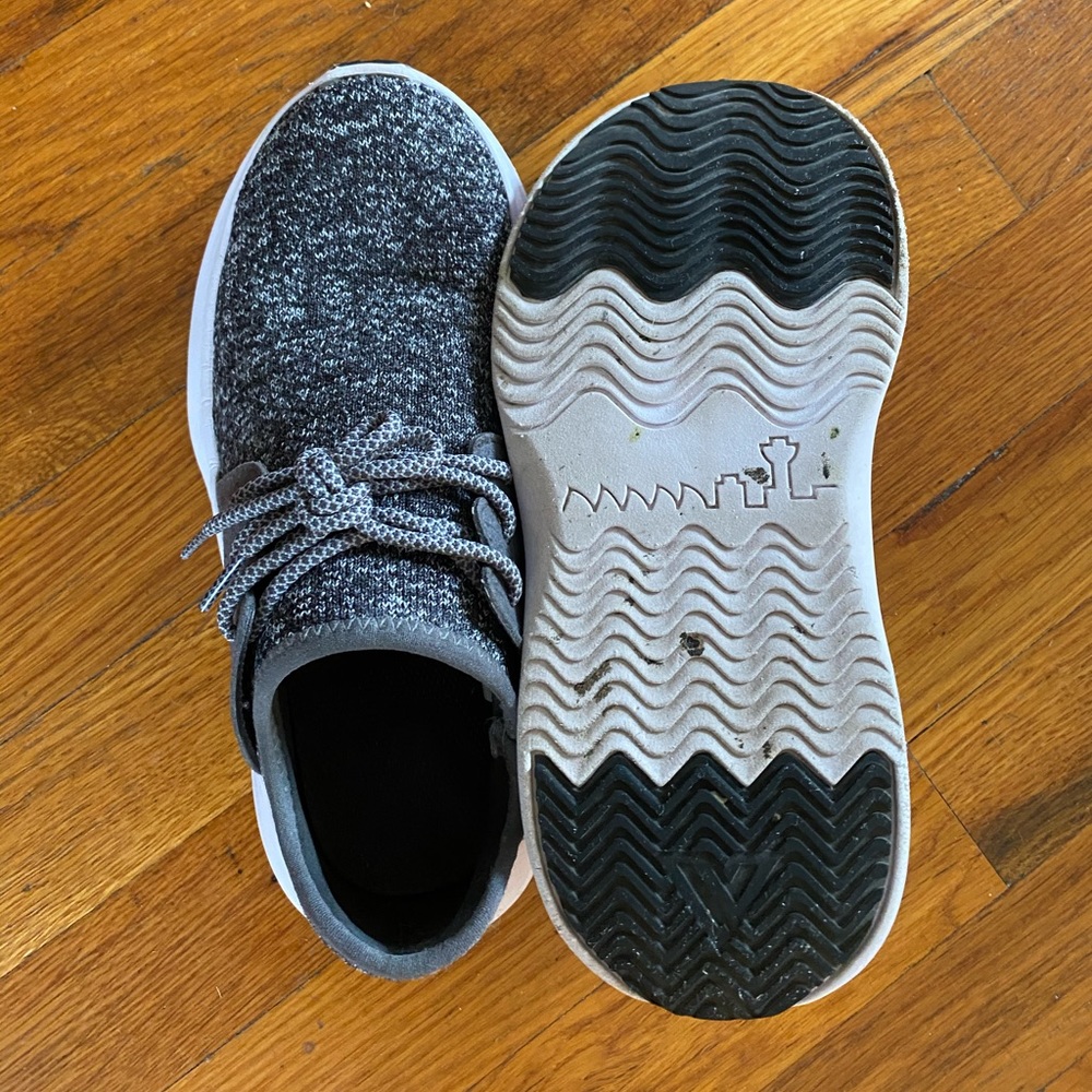 Vessi Women’s Everyday Sneakers in Gray, Sz 6.5